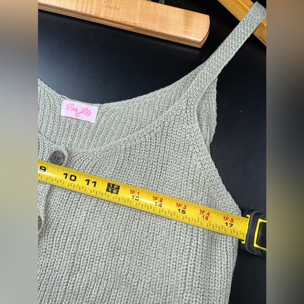 Pink Lily Green Knit Crop Top Size XL EUC - Picture 6 of 7
